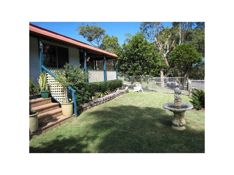 22 BOMBORA AVENUE, Bundeena NSW 2230