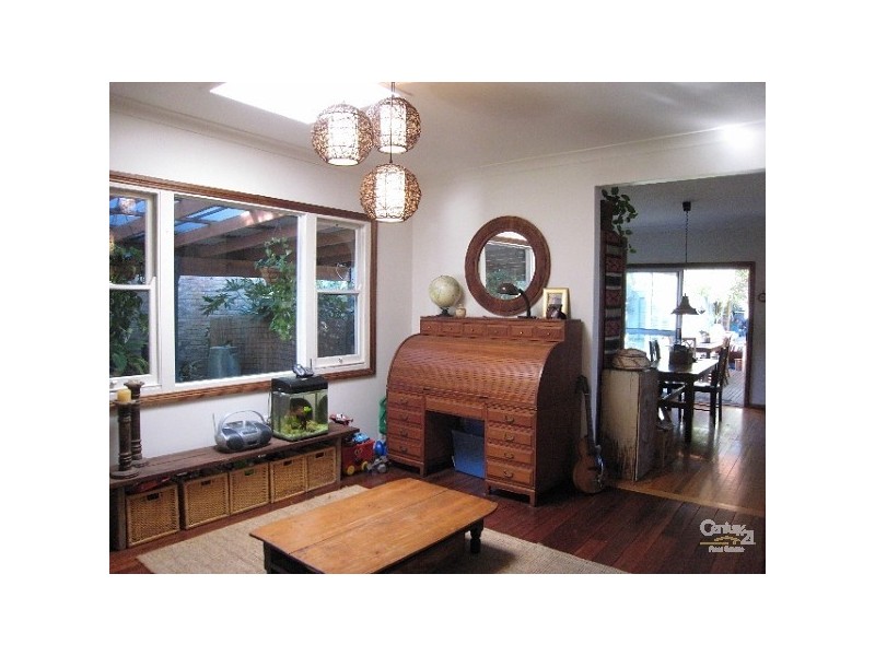 10 THOMPSON STREET, Bundeena NSW 2230