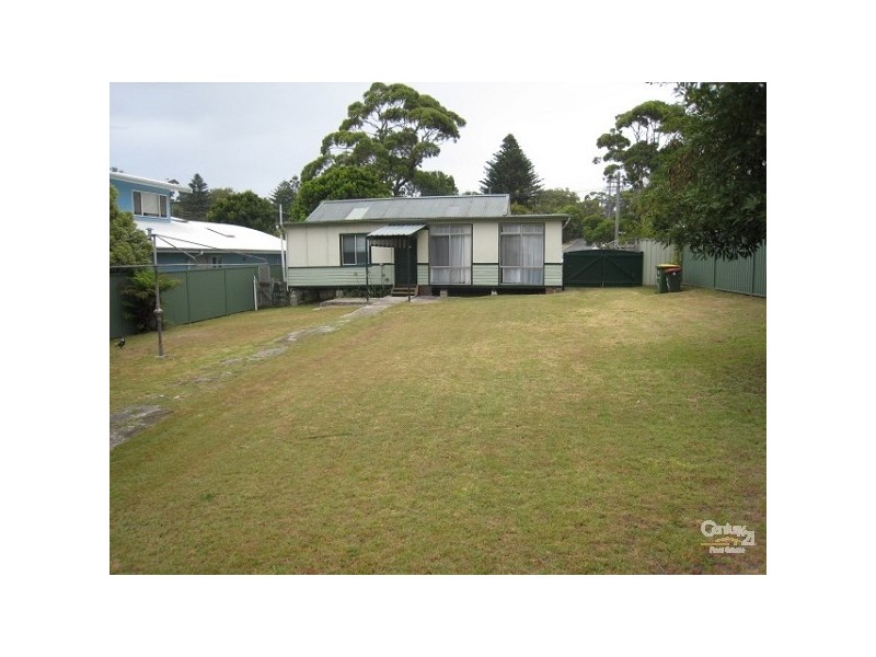 9 LOFTUS STREET, Bundeena NSW 2230