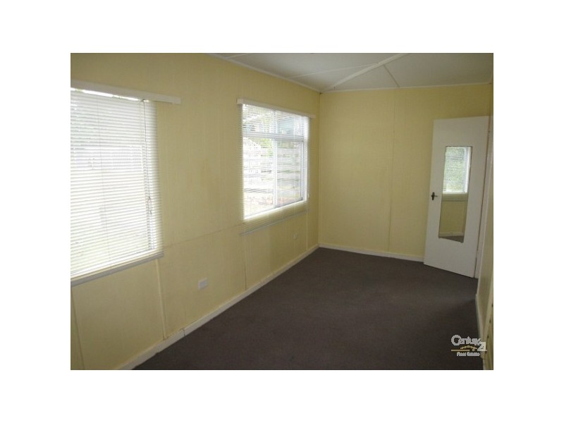 9 LOFTUS STREET, Bundeena NSW 2230