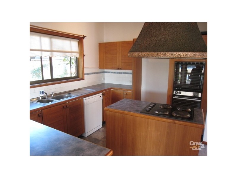 81 PACIFIC CRESCENT, Maianbar NSW 2230