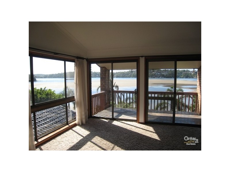 81 PACIFIC CRESCENT, Maianbar NSW 2230