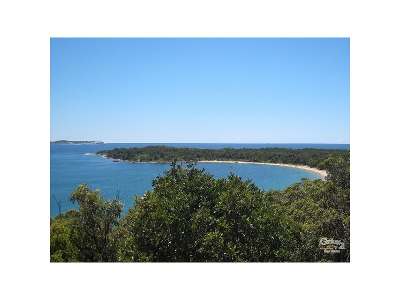 4 ERIC STREET, Bundeena NSW 2230