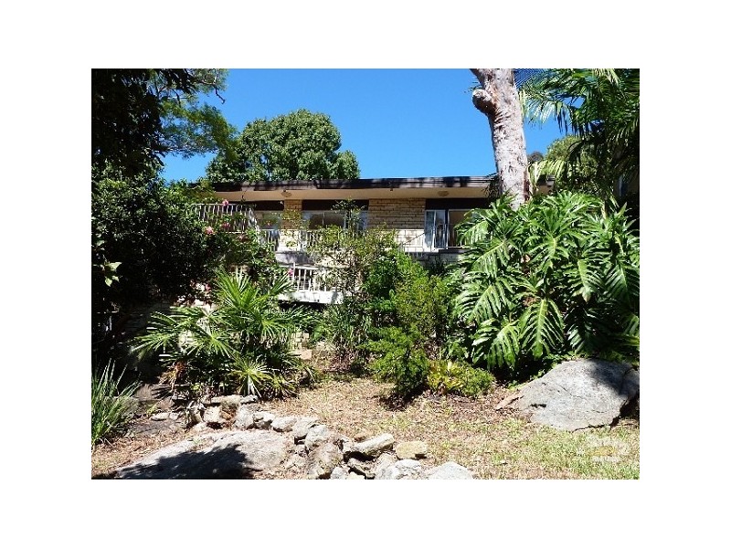 10 WOODFIELD AVENUE, Bundeena NSW 2230