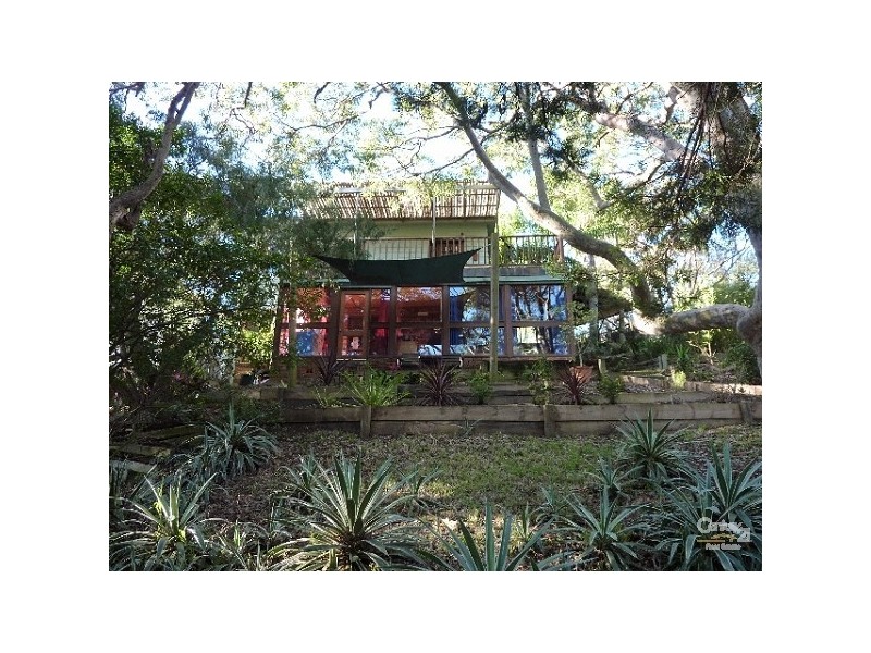 71 BEACHCOMBER AVENUE, Bundeena NSW 2230