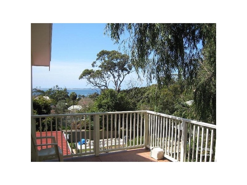 32 LOFTUS STREET, Bundeena NSW 2230