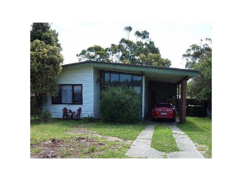 13 BEACHCOMBER AVENUE, Bundeena NSW 2230