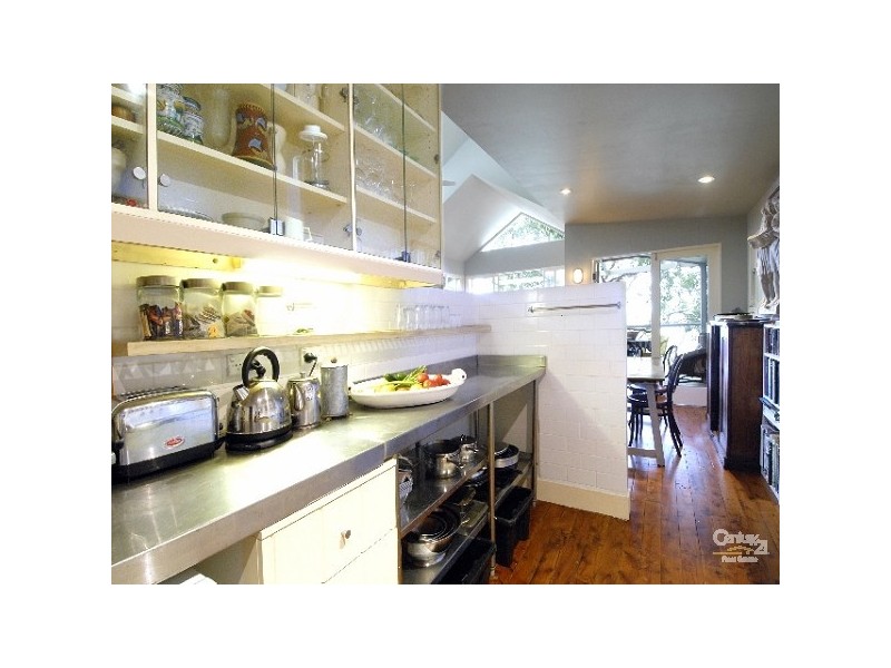 25 CRAMMOND AVENUE, Bundeena NSW 2230