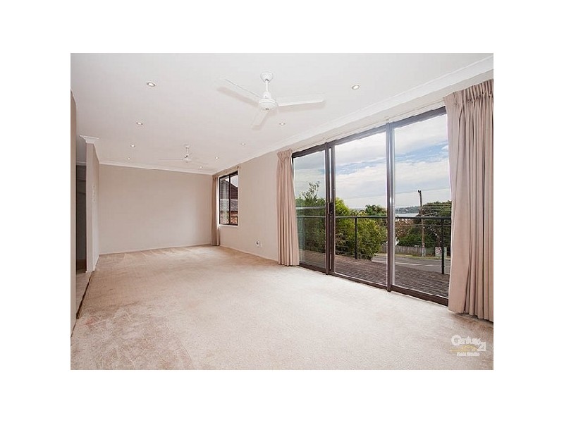 4 BUNDEENA DRIVE, Bundeena NSW 2230