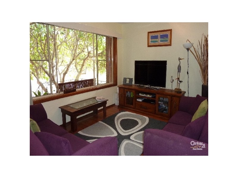 20 BOMBORA AVENUE, Bundeena NSW 2230