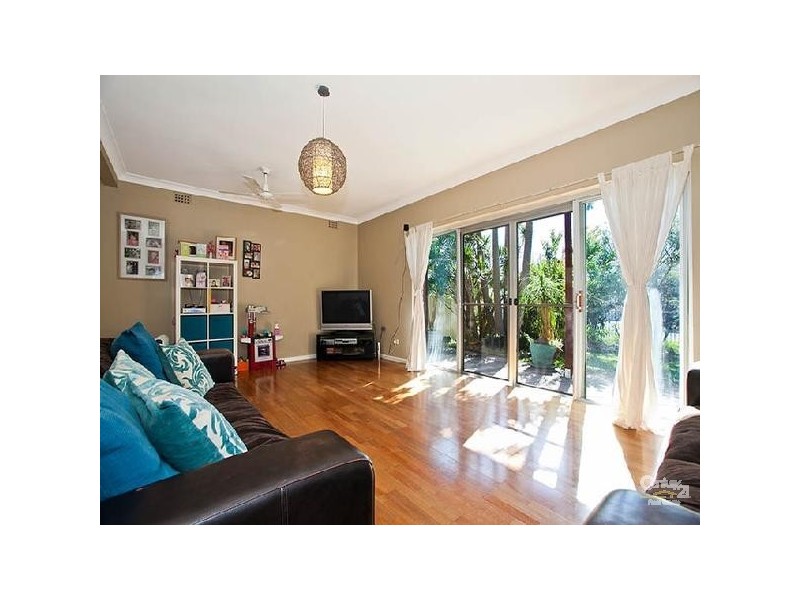 16 SCARBOROUGH STREET, Bundeena NSW 2230