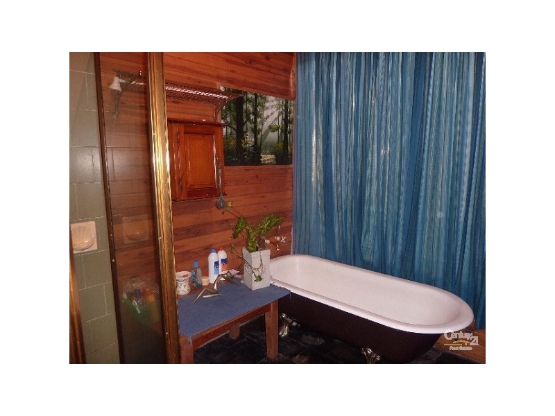 70 PACIFIC CRESCENT, Maianbar NSW 2230