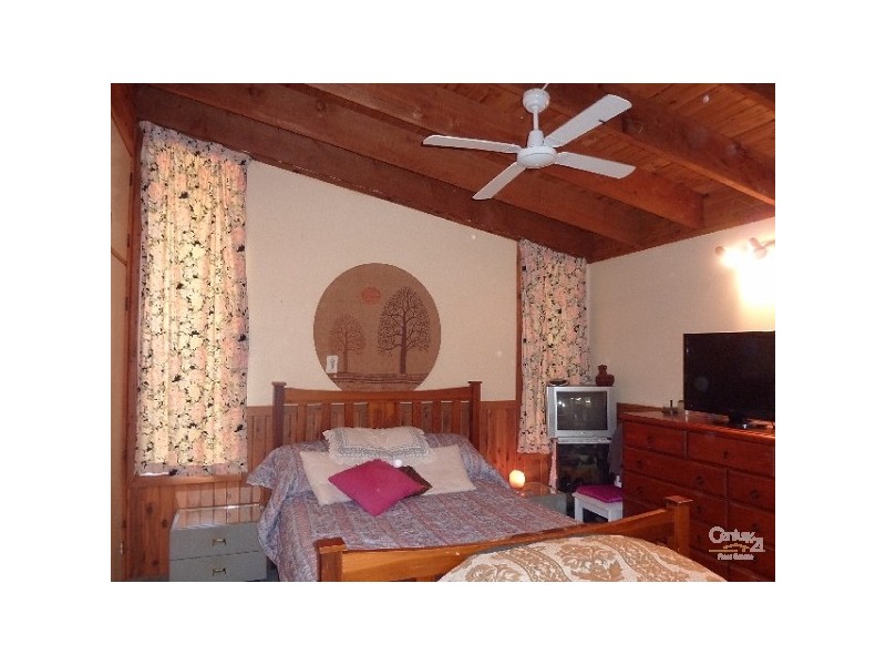 70 PACIFIC CRESCENT, Maianbar NSW 2230