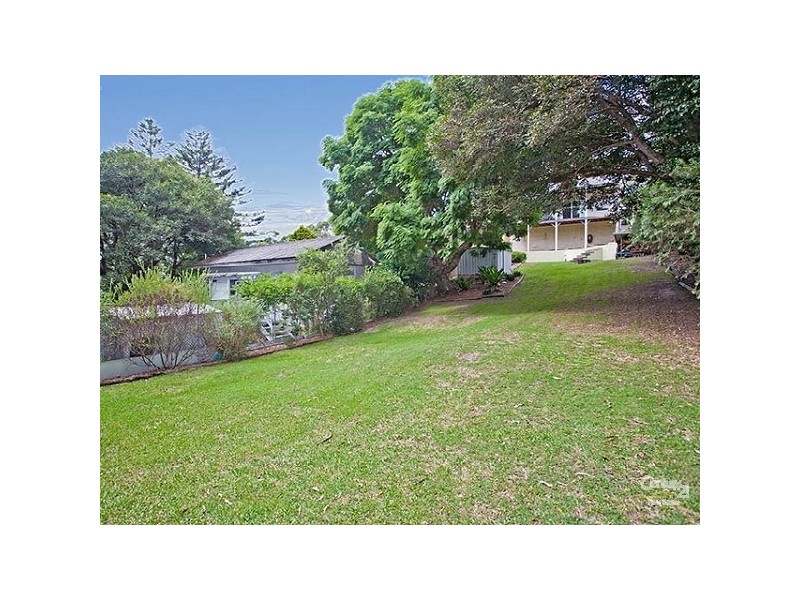 11 ERIC STREET, Bundeena NSW 2230