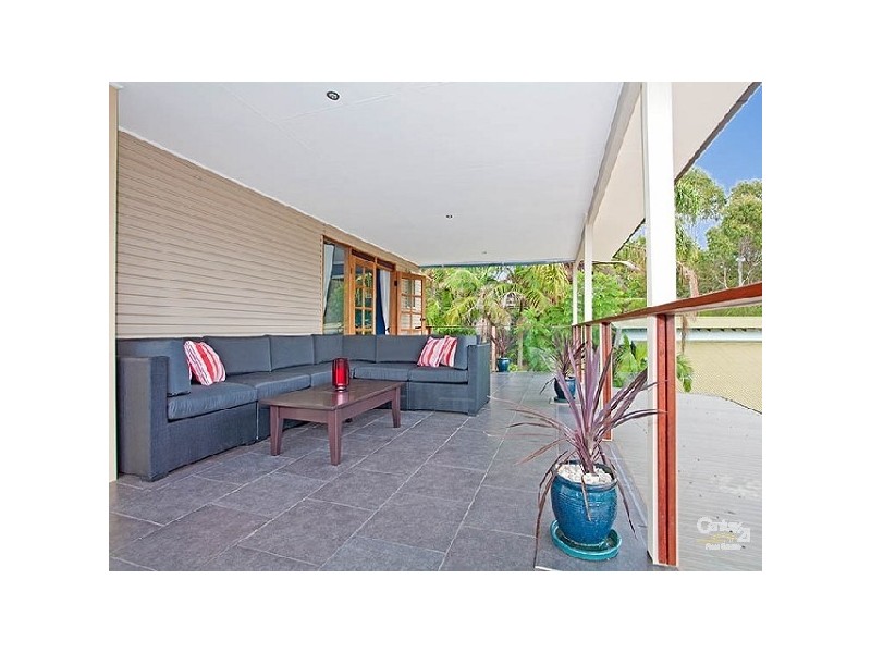 11 ERIC STREET, Bundeena NSW 2230