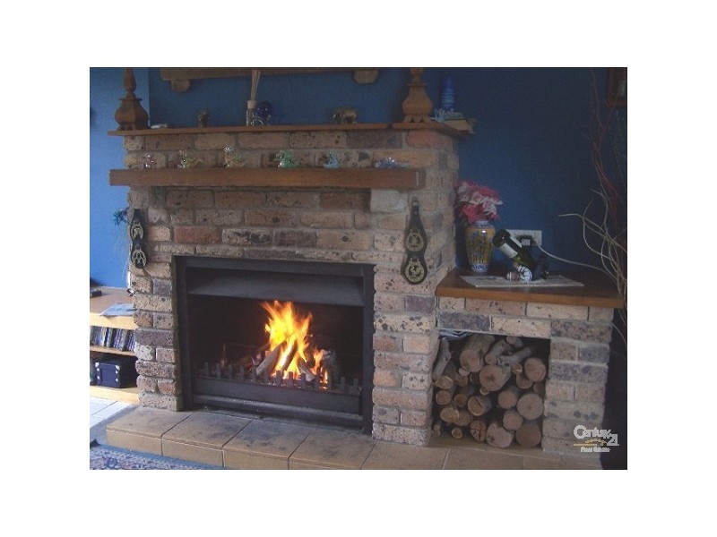 11 ERIC STREET, Bundeena NSW 2230