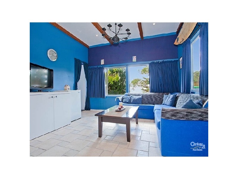 11 ERIC STREET, Bundeena NSW 2230