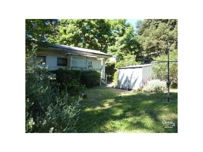 9 ERIC STREET, Bundeena NSW 2230