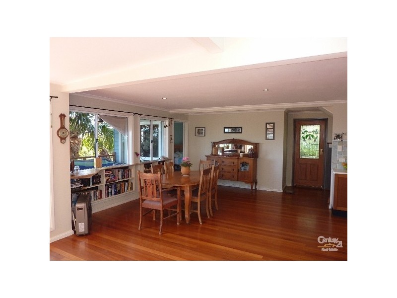 5 BOURNEMOUTH STREET, Bundeena NSW 2230