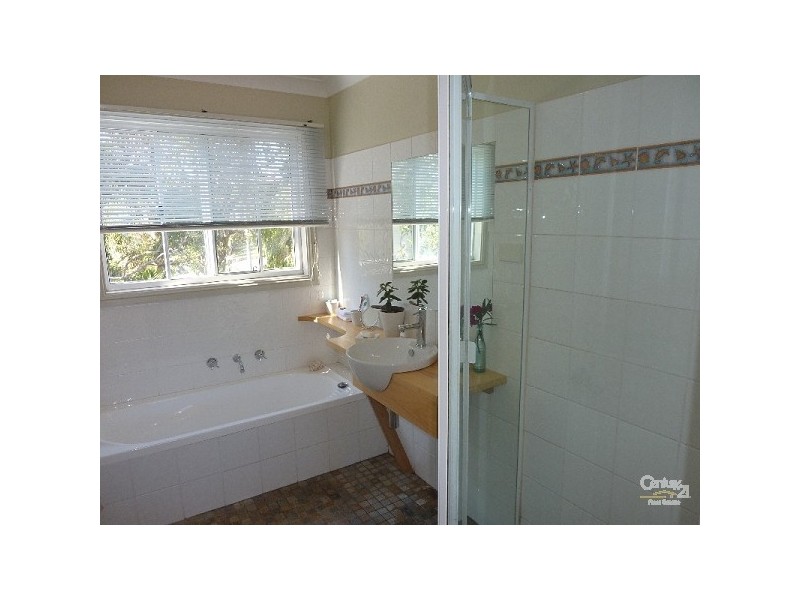 5 BOURNEMOUTH STREET, Bundeena NSW 2230