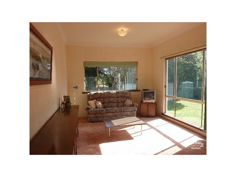 21 BEACHCOMBER AVENUE, Bundeena NSW 2230