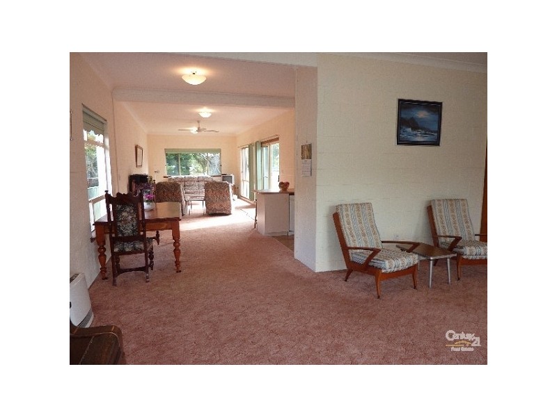 21 BEACHCOMBER AVENUE, Bundeena NSW 2230