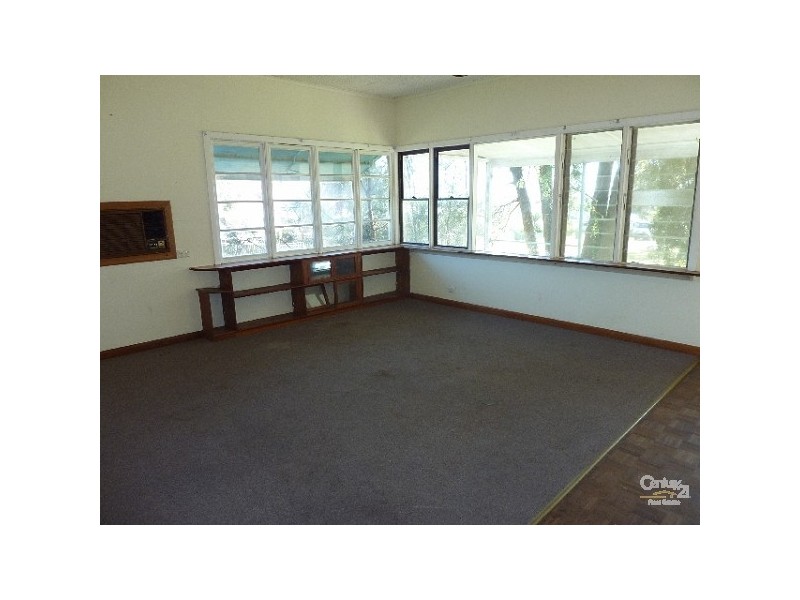 29 SCARBOROUGH STREET, Bundeena NSW 2230