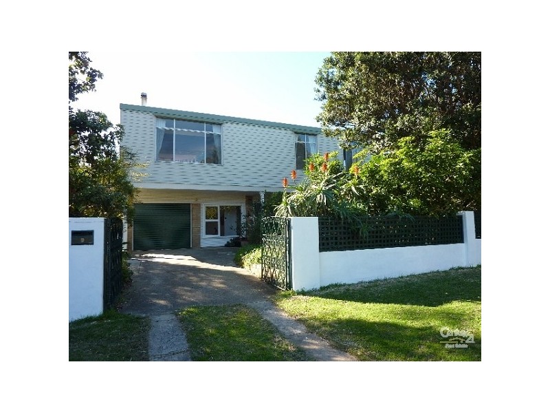 9 MALIBU STREET, Bundeena NSW 2230