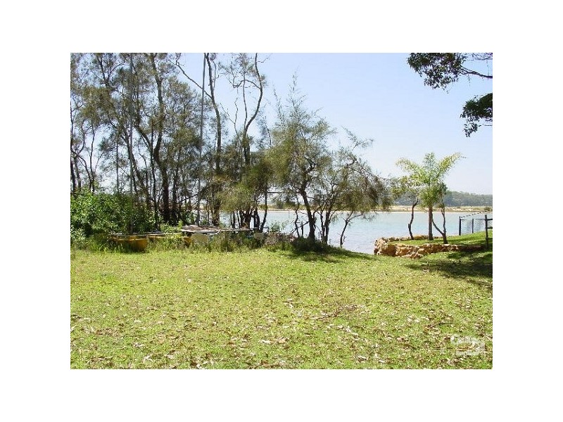 43 PACIFIC CRESCENT, Maianbar NSW 2230