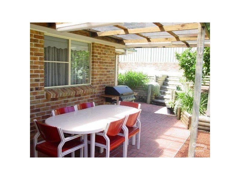 18 THE LAMBETH WALK, Bundeena NSW 2230