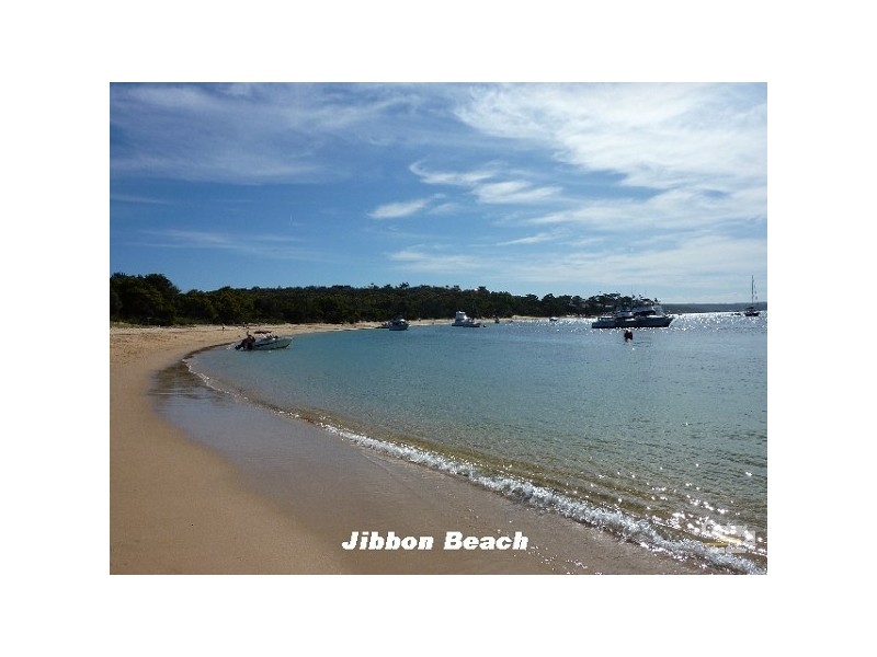 10 BEACHCOMBER AVENUE, Bundeena NSW 2230