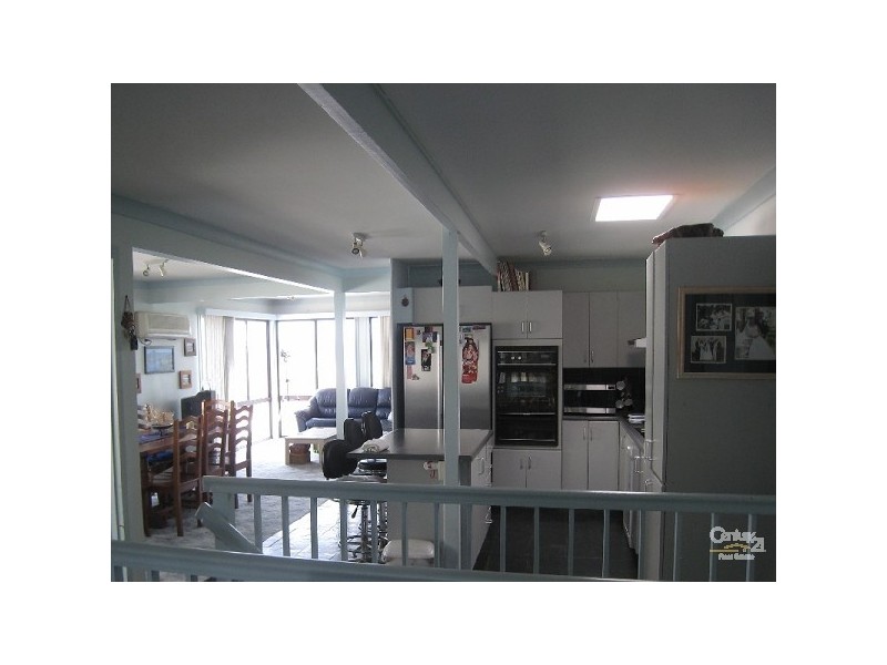 47 NEIL STREET UPPER FLAT, Bundeena NSW 2230