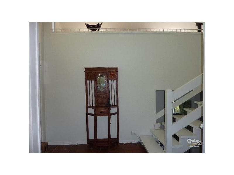 4 BOMBORA AVENUE, Bundeena NSW 2230