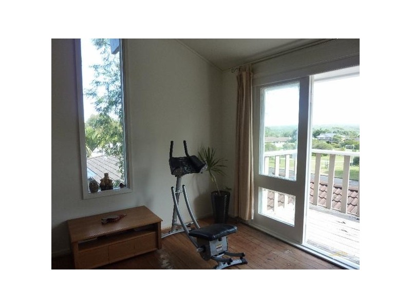 4 BOMBORA AVENUE, Bundeena NSW 2230