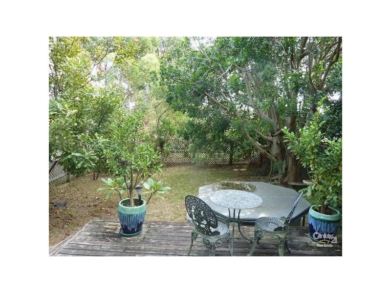 4 BOMBORA AVENUE, Bundeena NSW 2230