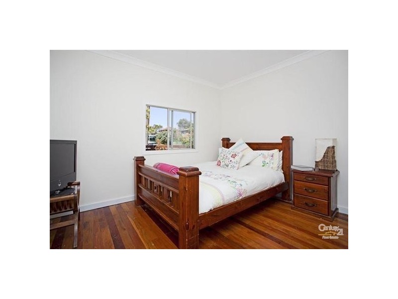 41 ERIC STREET, Bundeena NSW 2230