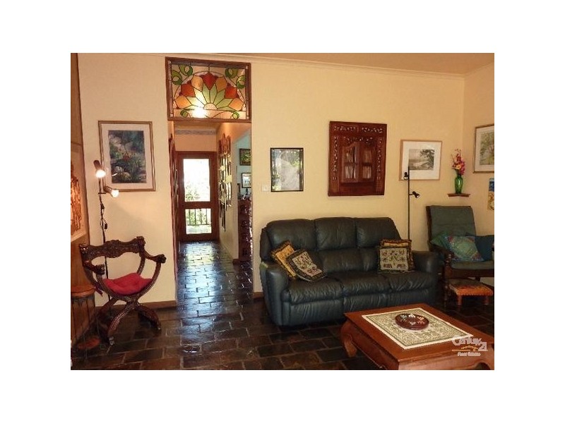 71 BEACHCOMBER AVENUE, Bundeena NSW 2230