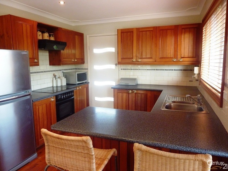 13 KERR AVENUE, Bundeena NSW 2230