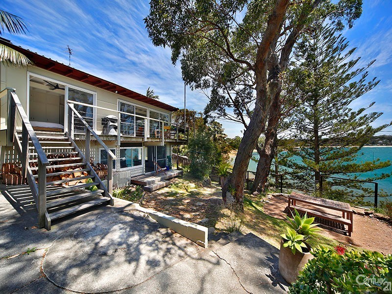 53 NEIL STREET, Bundeena NSW 2230