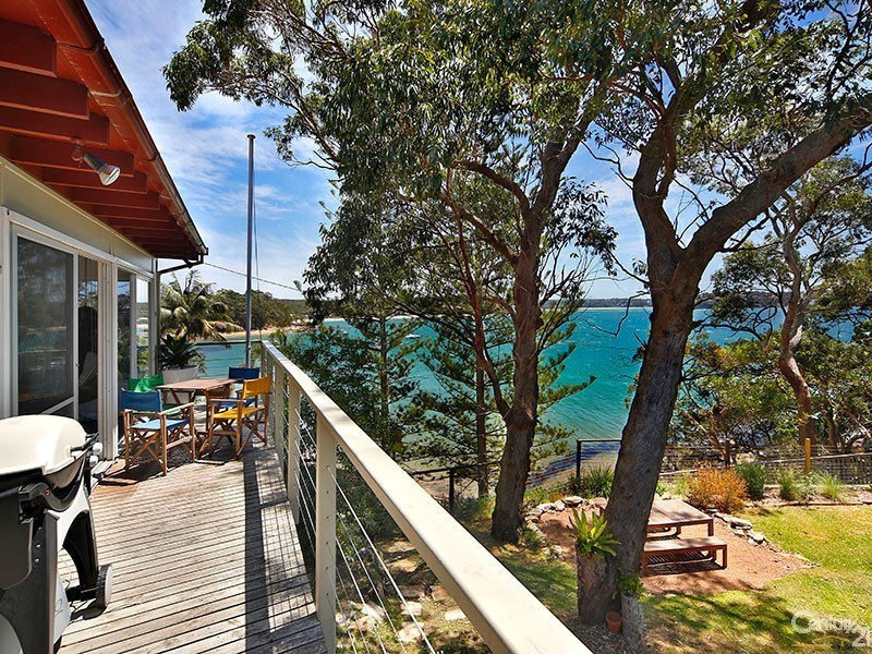 53 NEIL STREET, Bundeena NSW 2230