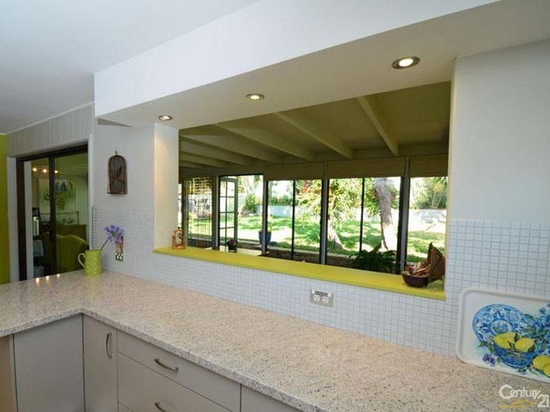 20 BOMBORA AVENUE, Bundeena NSW 2230