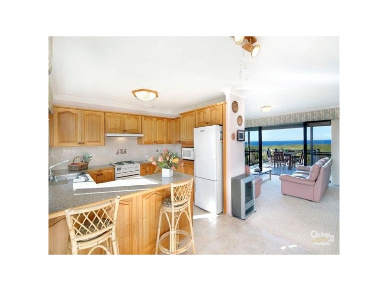 44 ERIC STREET, Bundeena NSW 2230