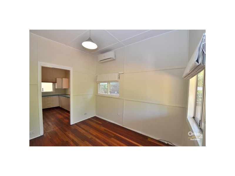 33 ERIC STREET, Bundeena NSW 2230