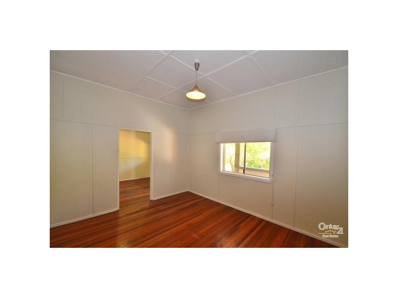 33 ERIC STREET, Bundeena NSW 2230