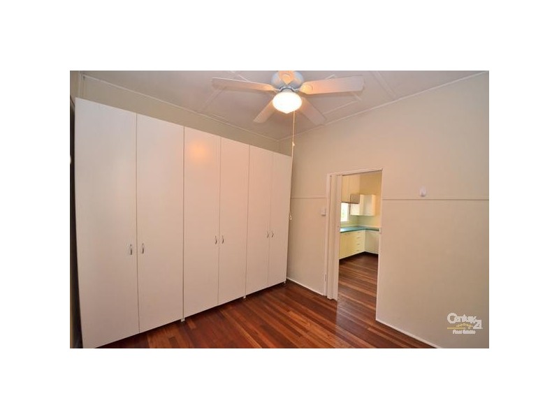 33 ERIC STREET, Bundeena NSW 2230