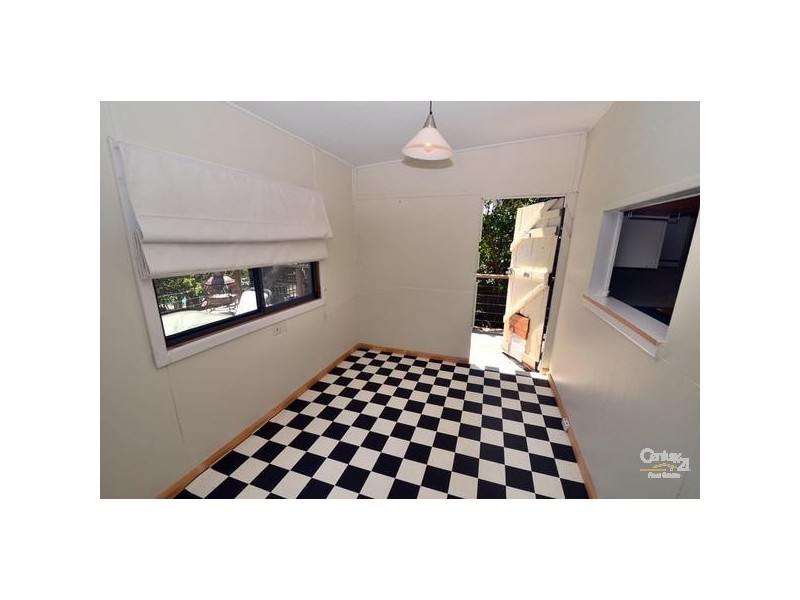 33 ERIC STREET, Bundeena NSW 2230