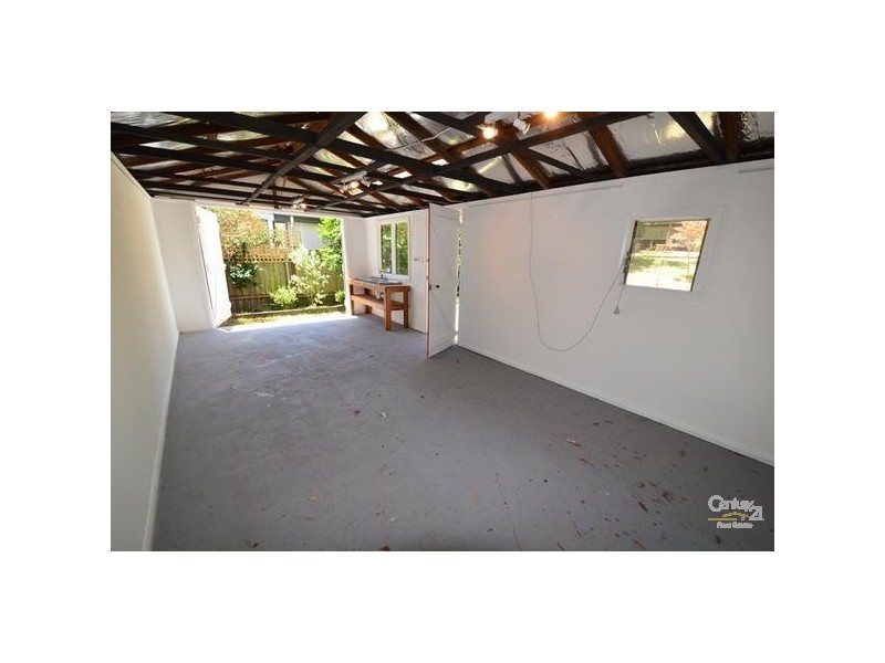 33 ERIC STREET, Bundeena NSW 2230