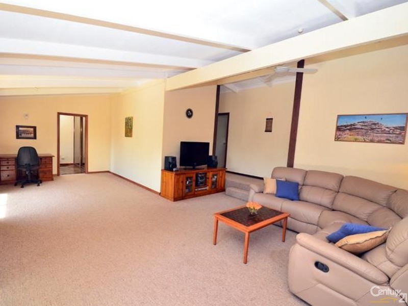 48 BOURNEMOUTH STREET, Bundeena NSW 2230