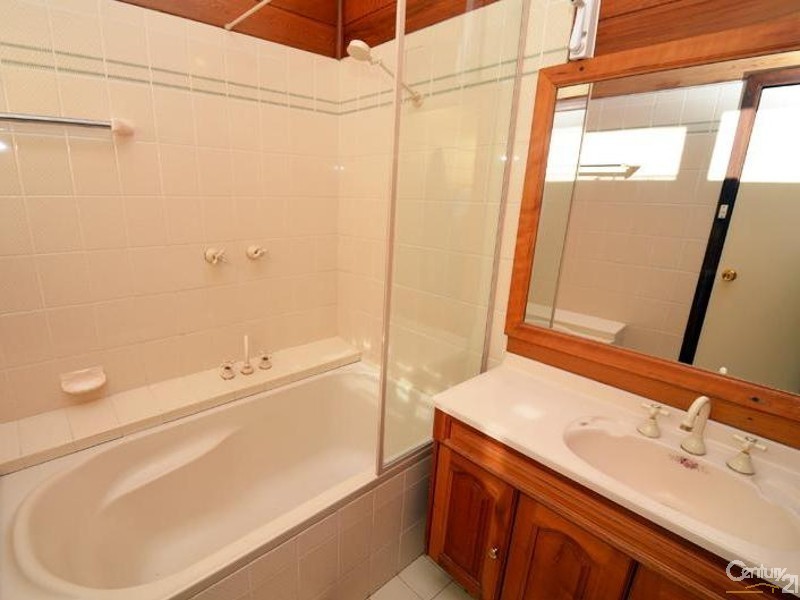 48 BOURNEMOUTH STREET, Bundeena NSW 2230