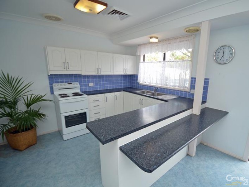 9 SHORT AVENUE, Bundeena NSW 2230